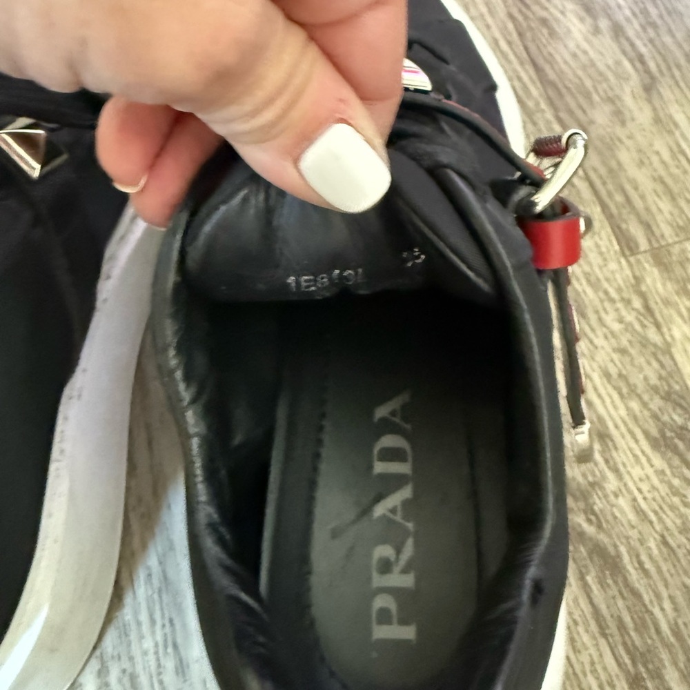 Prada women’s sneakers - Picture 3 of 9